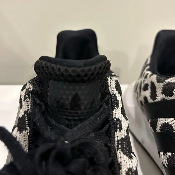 Adidas Swift Run 1.0 Low Top Leopard Sneakers 6.5 Women’s - Picture 5 of 9